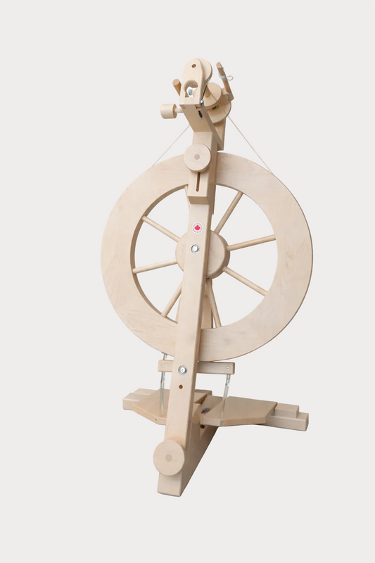 Lendrum Spinnrad Ahorn Basisset – Seitenansicht
