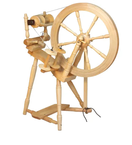Kromski Prelude Spinnrad, klar lackiert, helles Holzfinish